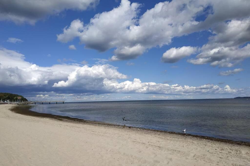 Traveloge Mit Schwimmbad Und Sauna Lubecca Esterno foto
