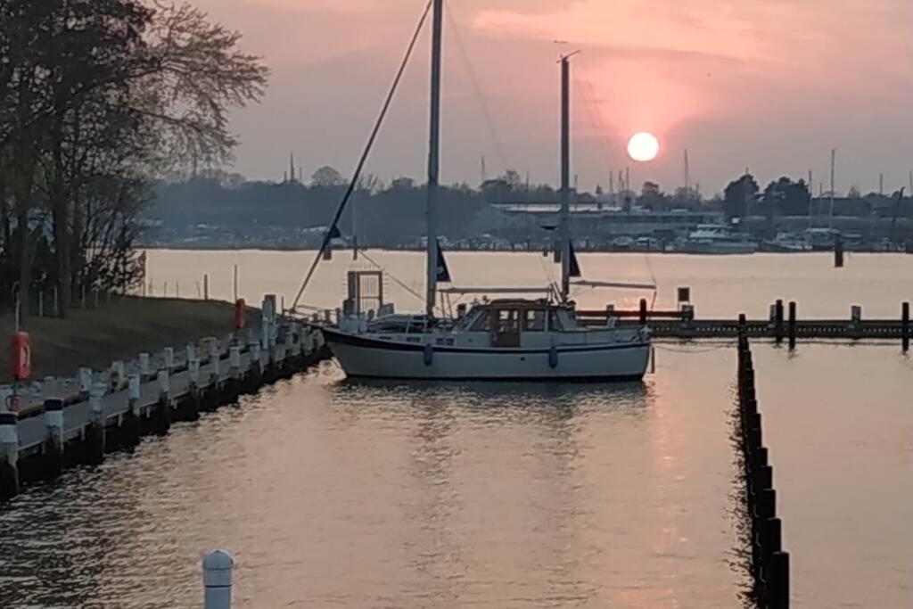 Traveloge Mit Schwimmbad Und Sauna Lubecca Esterno foto